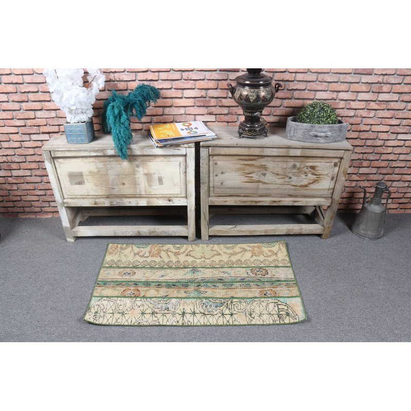 Chic Handmade Turkish Door Mat In Beige And Green Floral Design Perfect For Rustic-Style Entrances