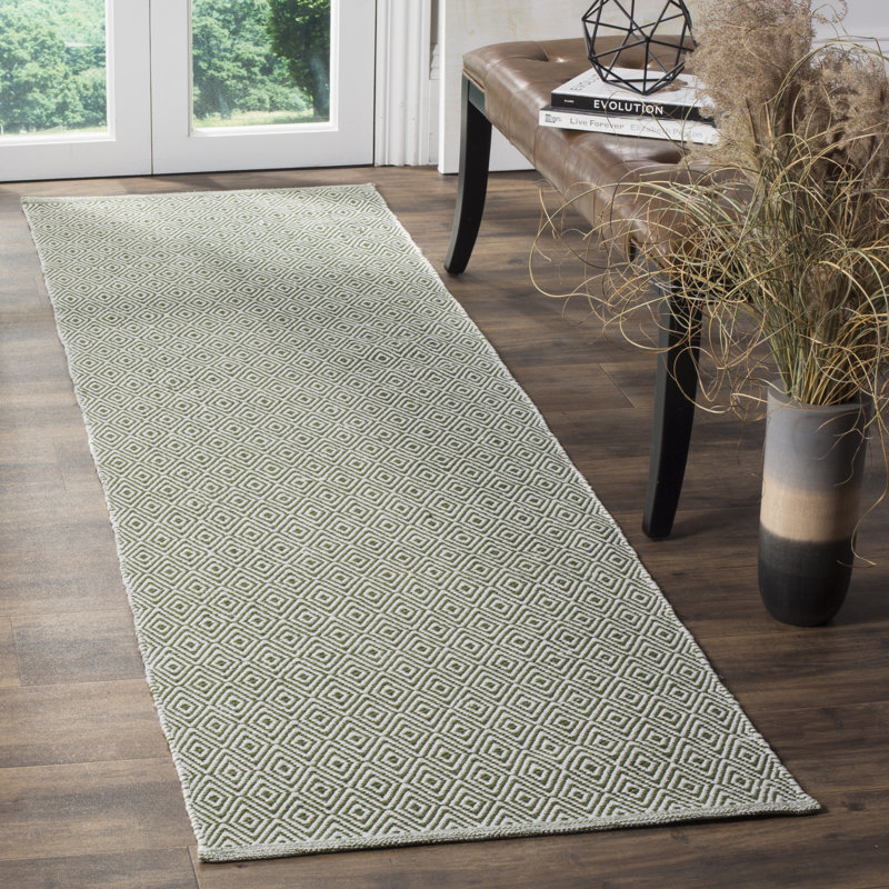 Tapis ivoire / vert en coton tissé à plat à la main Akihiro, Tapis de couloir 2 pi 3 po x 8 pi