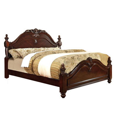 Clearmont Platform Bed