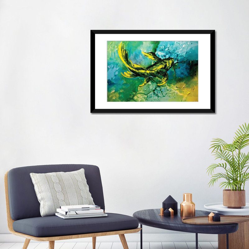 «Swiger Yellow Koi Fish», reproduction sur toile, H 24 po x l 32 po x P 1 po, Papier beaux-arts encadré noir, Blanc