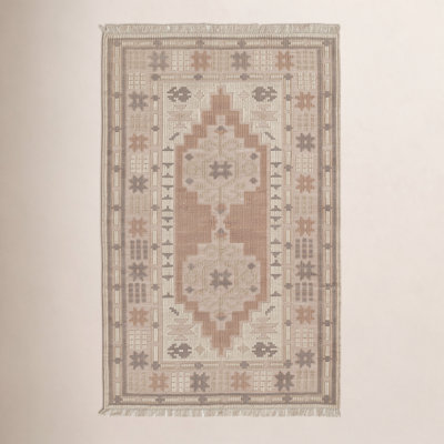Damaris Oriental Indoor Rug