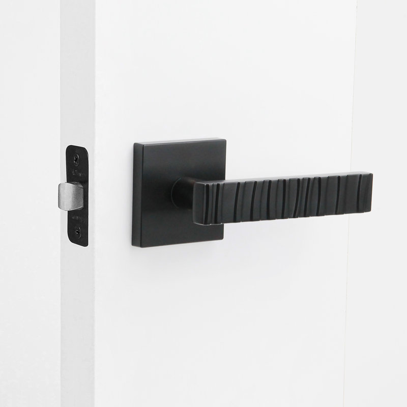 Levier de porte moderne noir Groove, Noir mat, Gauche, Mannequin