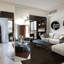 Miroir pleine grandeur en bois-431443619-523160686