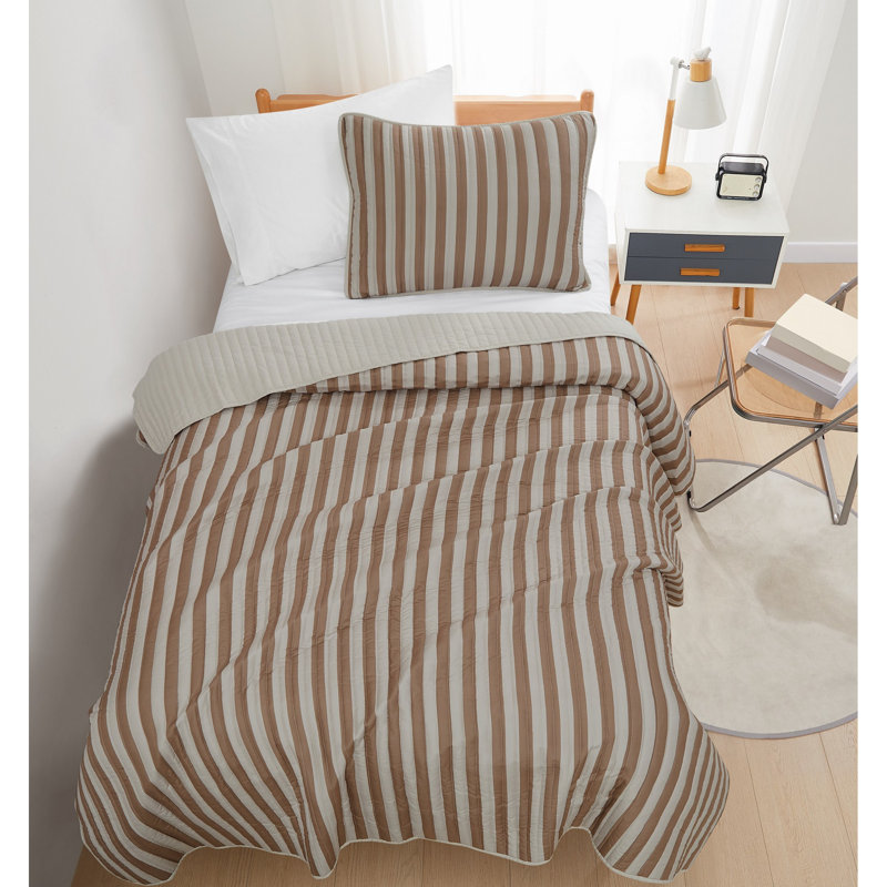Ensemble de courtepointe très doux Weston, Courtepointe pour lit simple + 1 taie décorative , Rayures brunes