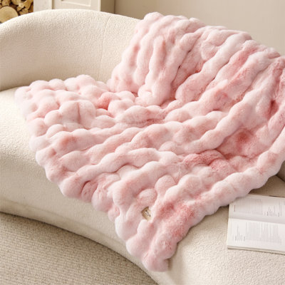 Bedsure 480 GSM Bubble Faux Fur Blanket, Fluffy Plush Queen, Soft Cozy Couch and Bed Cover, Pink Dogwood