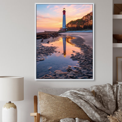 " Lighthouse Hunting Island South Carolina "