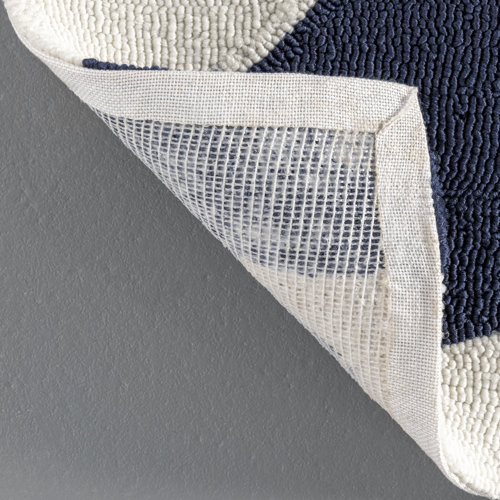 Highland Dunes Winon Hand Hooked Indoor/Outdoor Rug & Reviews | Wayfair