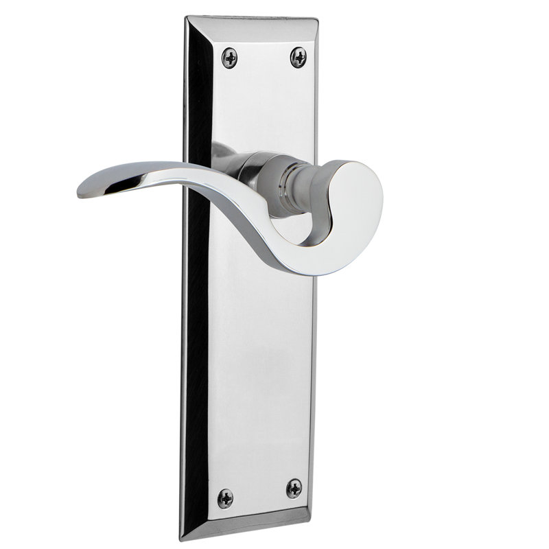 New York Plate Privacy (Bed & Bath) with Manor Lever, 2.375", Bright Chrome
