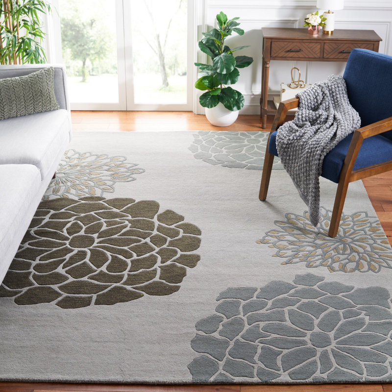 Soho Hand Tufted Wool Floral Rug, Rectangle 7'6" x 9'6"