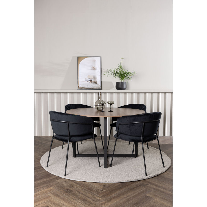Lordsburg 4 - Person Dining Set