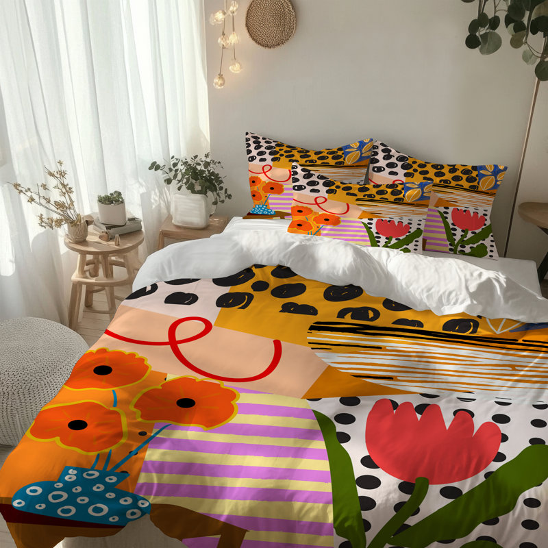 Memphis Floral Comforter Set, King Comforter + 2 King Pillow Shams
