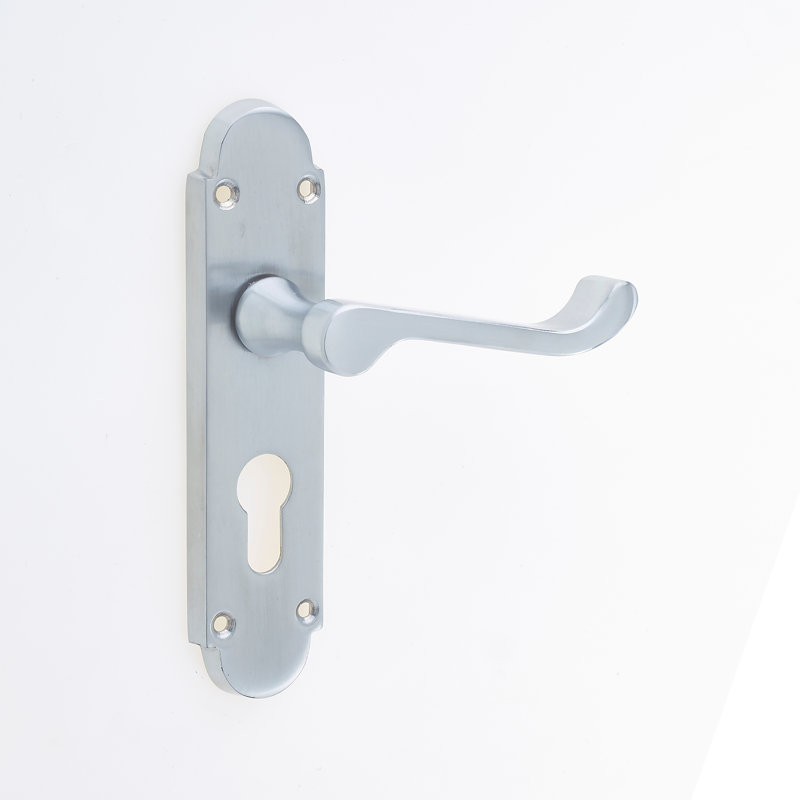 Epsom Euro Door Handle, Satin Chrome