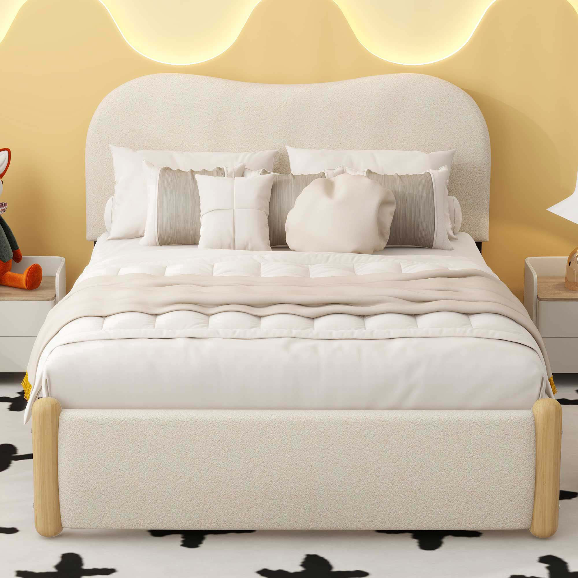 Kymberleigh Upholstered Platform Bed