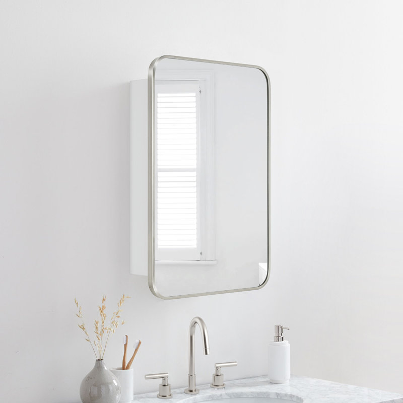 Armoire à pharmacie encastrée ou à fixation en surface avec tablettes réglables Garnes, H 30 po x l 20 po x P 4,84 po