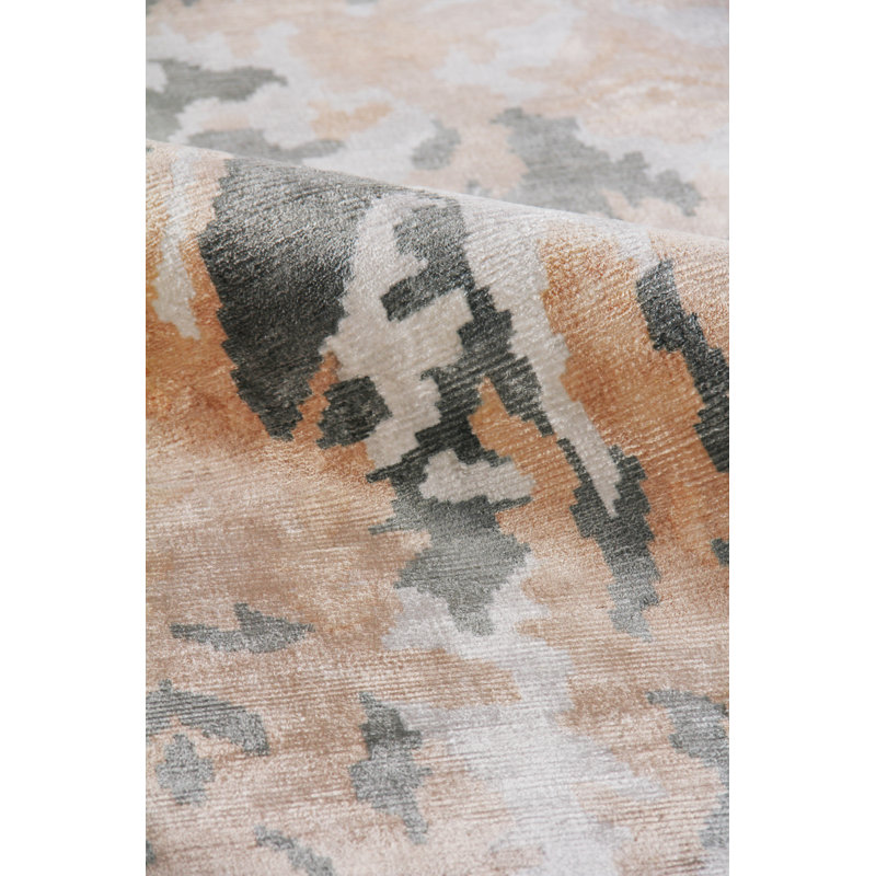 Cassina Wool Oriental Area Rug, Rectangle 5' x 8'