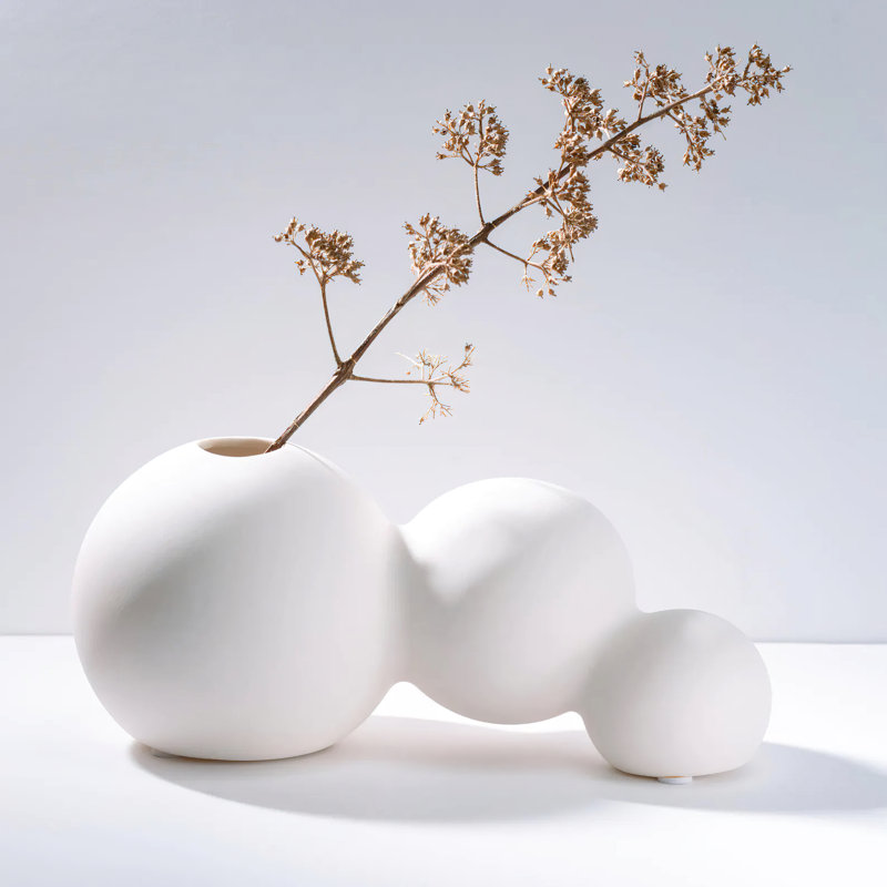 Vase blanc minimaliste moderne