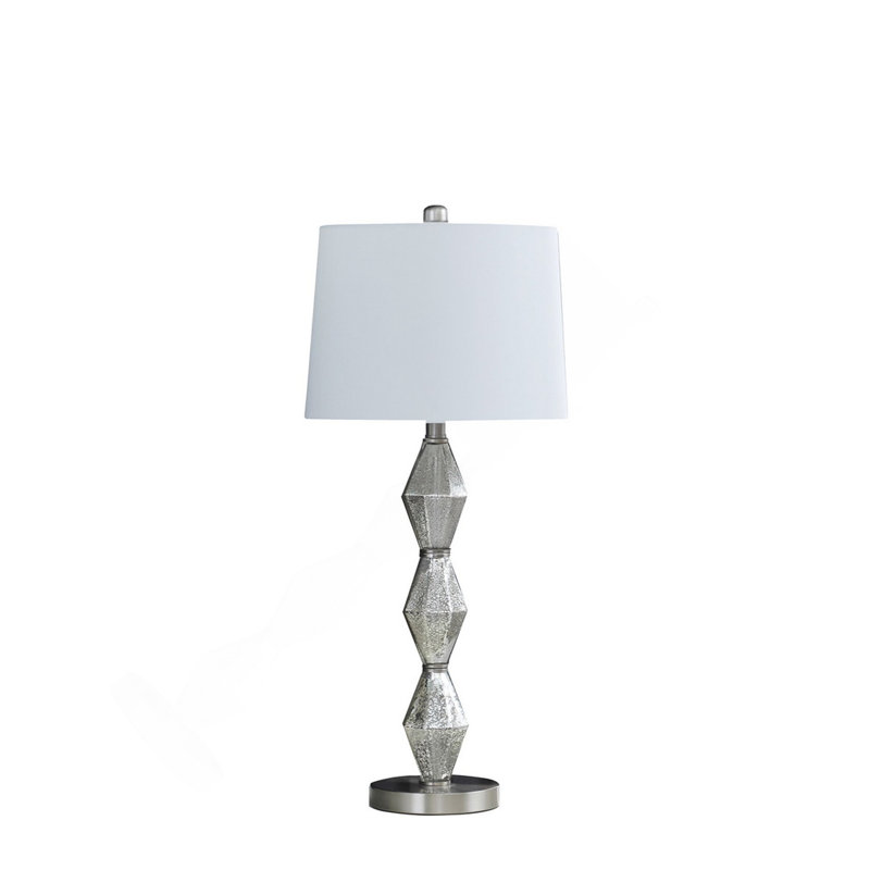 Lampe de table 29,5 "In Emil Moderne, Harwich, Argent brossé