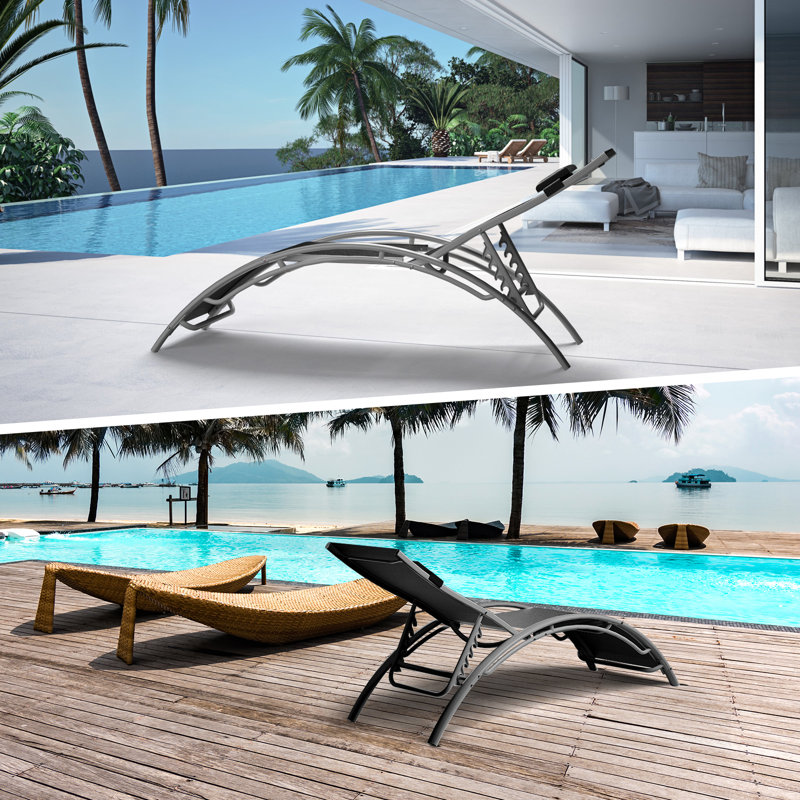 Courtyard Lounge Chair, Black