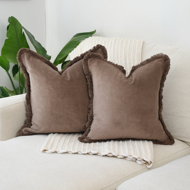 Velours frange brune, Carré 20 po, Brun