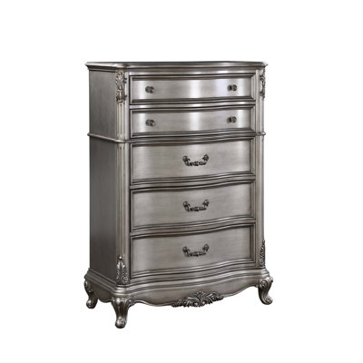 Commode à finition platine durable avec tiroirs spacieux, parfaite pour les solutions de rangement modernes et élégantes.