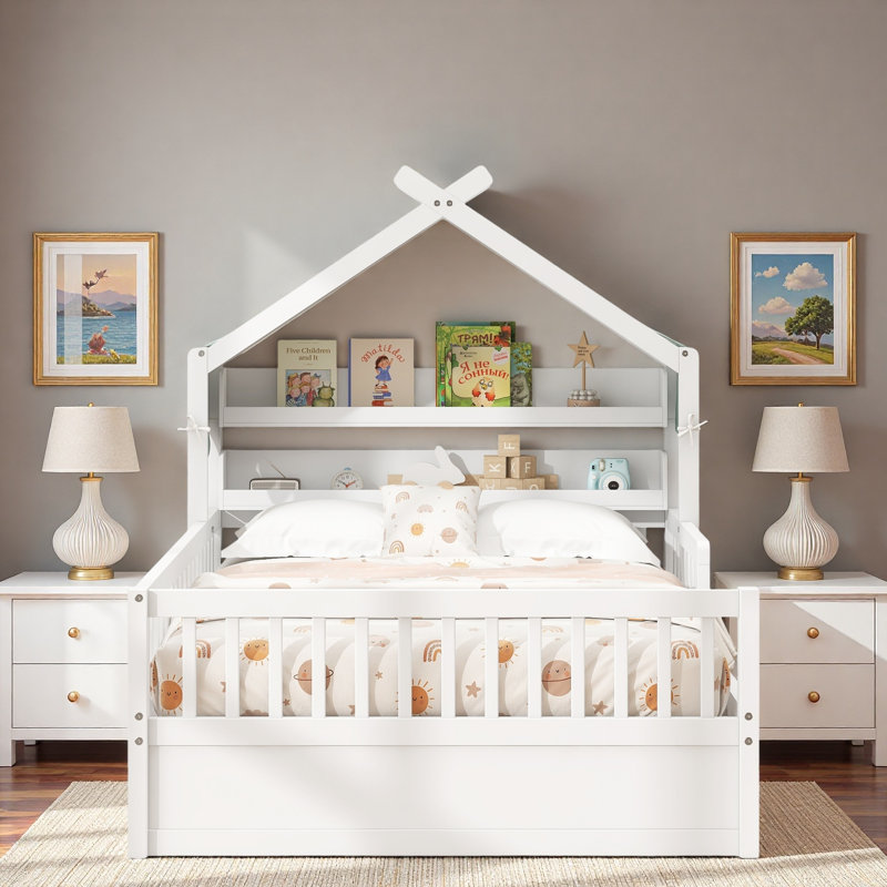 Lit maison en bois avec tablettes de tête de lit, Full, White