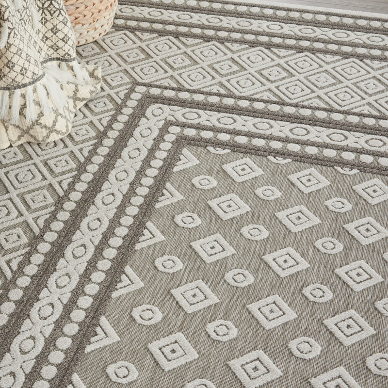 Tapis intérieur / extérieur gris clair Ady, Rectangle 4 pi x 6 pi