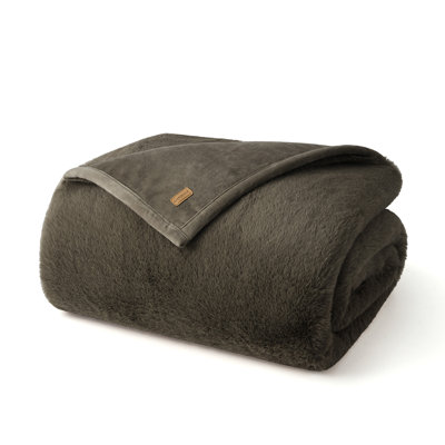 Luxury Soft Faux Chinchilla Fur Throw Blanket 1220GSM