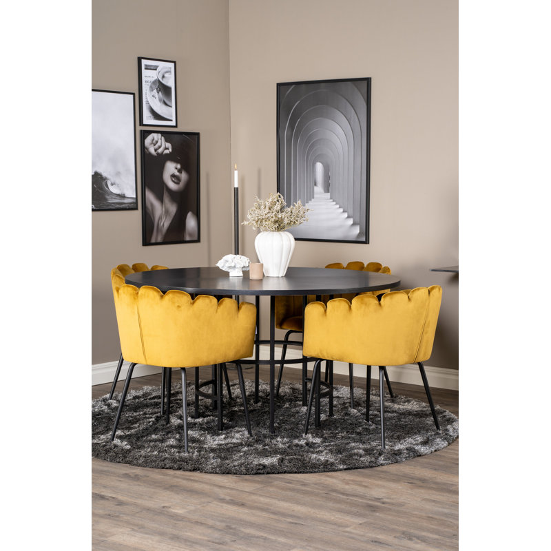 Lowell 4 - Person Dining Set