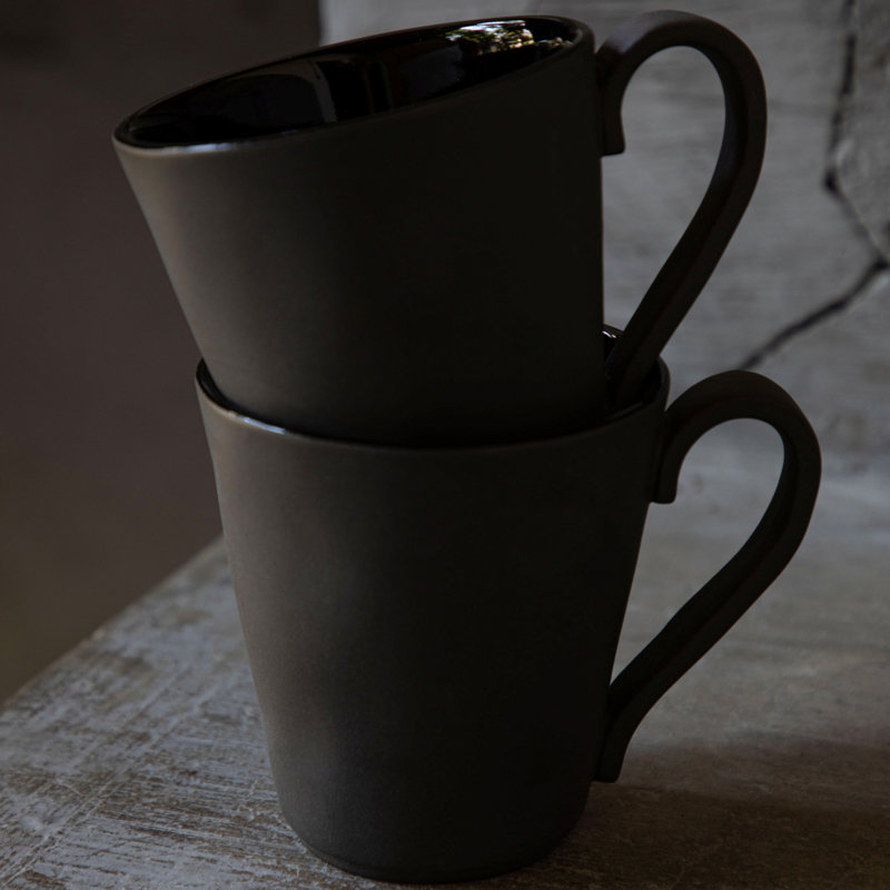 Lagoa Handmade Stoneware Coffee Mug, Black