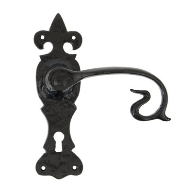 Curly Lock Door Handle