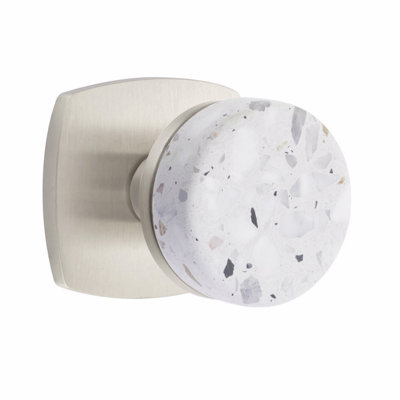 Ensemble de boutons de confidentialité Emtek Select, rosette Urban Modern, tige conique, bouton Terrazzo clair