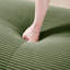 Canapé modulaire en forme de L Boneless en velours côtelé avec repose-pieds-1941804801