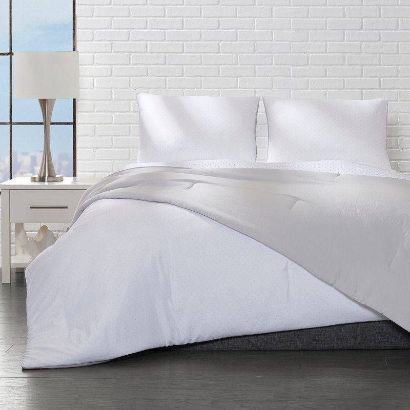 Polyester Dots Comforter, King, Silver