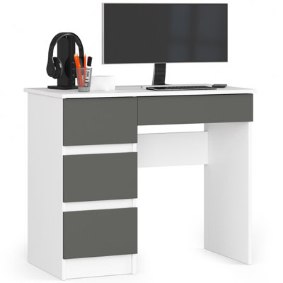 Sidsel Desk
