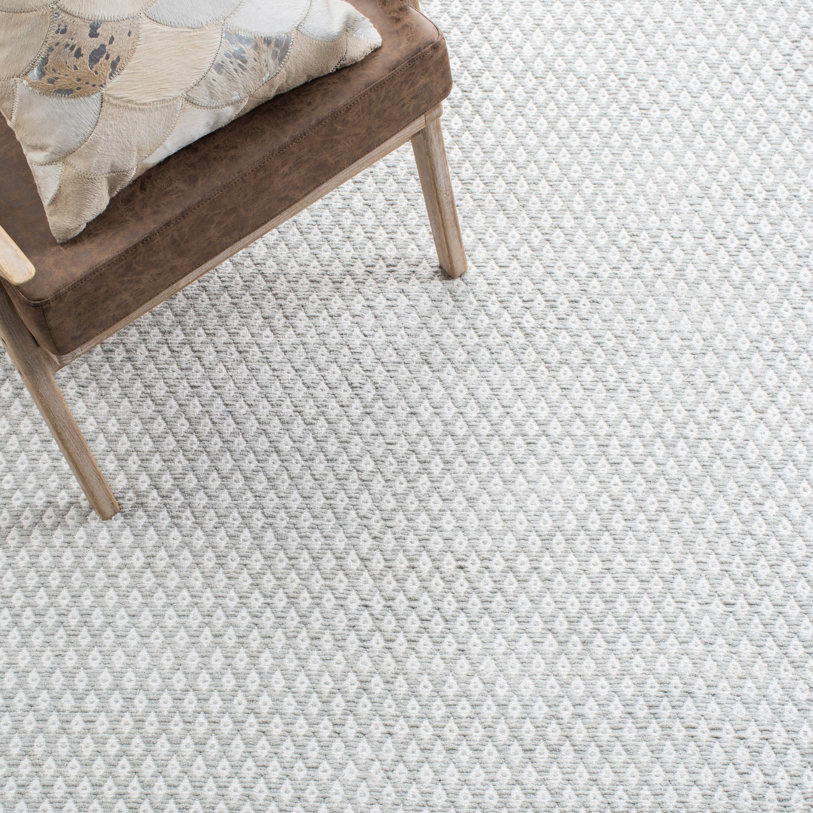 Evansdale Gray Hand-Woven Geometric Cotton Rug, Runner 2'3" x 9'