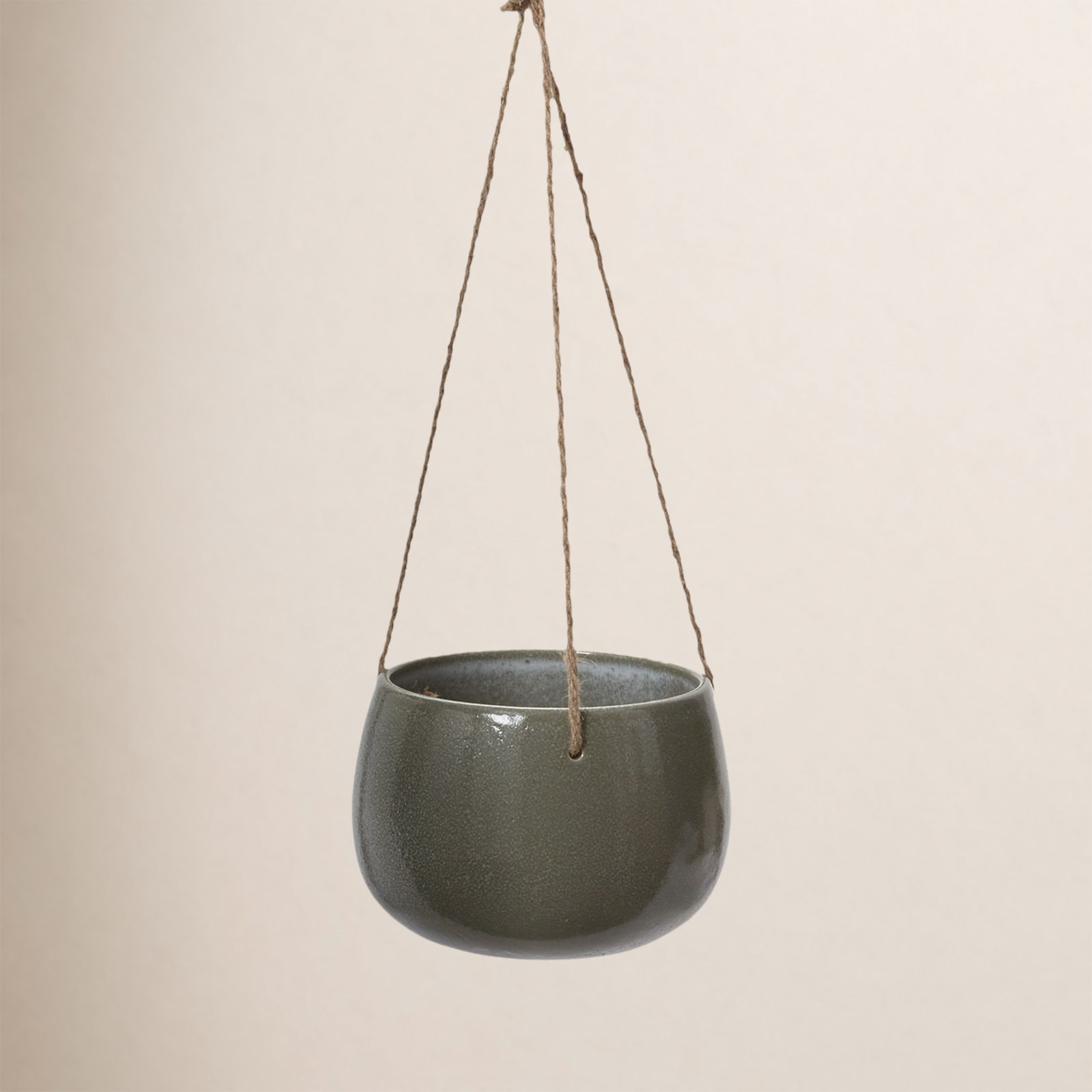Hargrett 8" Ceramic Hanging Planter