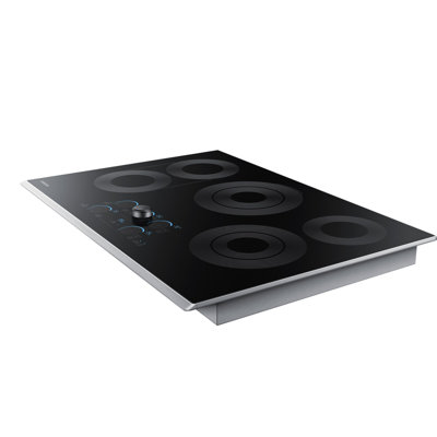 Plaque de cuisson électrique intelligente avec éléments de synchro 30 po Samsung