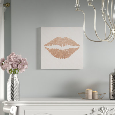 " Rose Gold Kiss "