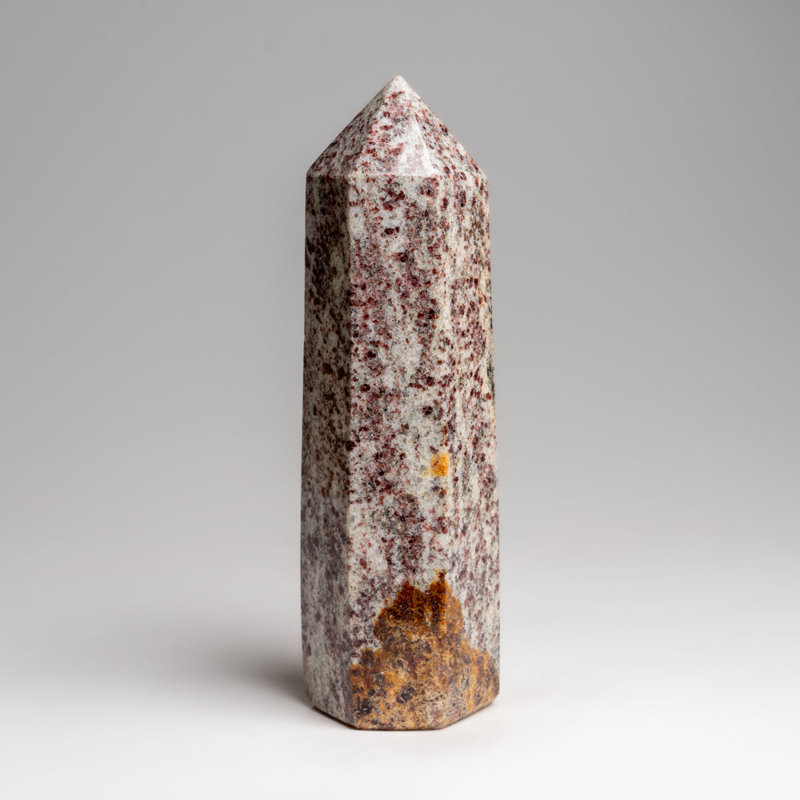 Véritable pointe de grenat polie (1,4 lb)