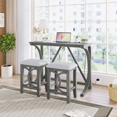 Ensemble de table de salle à manger à hauteur de comptoir 3 pièces Farmhouse avec port USB et tabourets rembourrés, gris