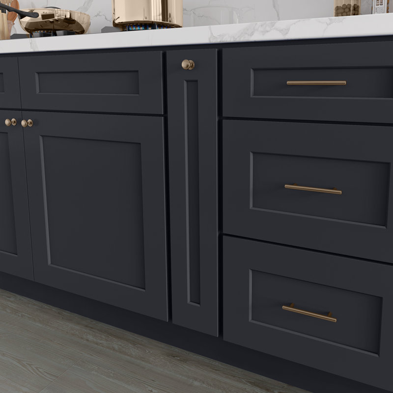 Armoire à épices Base, Noir Shaker, 6" W x 34.5" H x 24" D