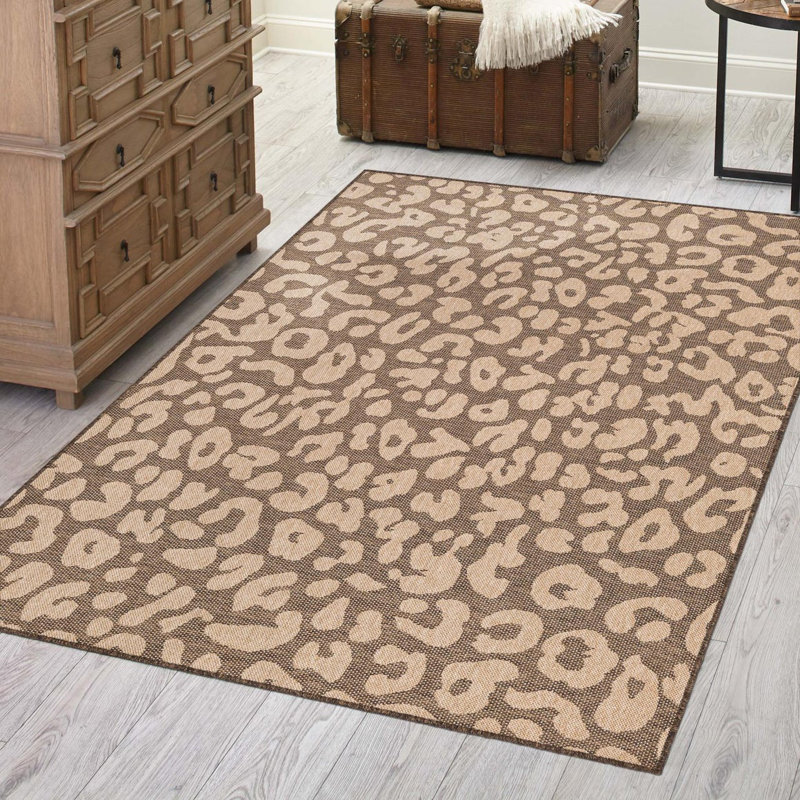 Tapis brun en polypropylène tissé à la machine Henrik, Rectangle 5 pi 3 po x 8 pi