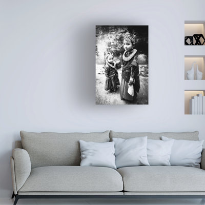TORU MATSUNAGA Sisters In Nepal Canvas Art