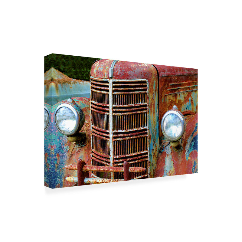 «Front Grill» par Susan Vizvary, photographie sur toile tendue, H 12 po x l 19 po
