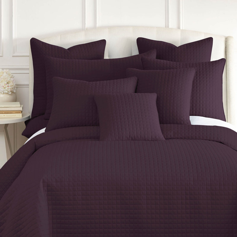 Vilano Springs 2-Piece Microfiber Embroidered Quilted Sham Covers, 22" H x 22" W, Purple