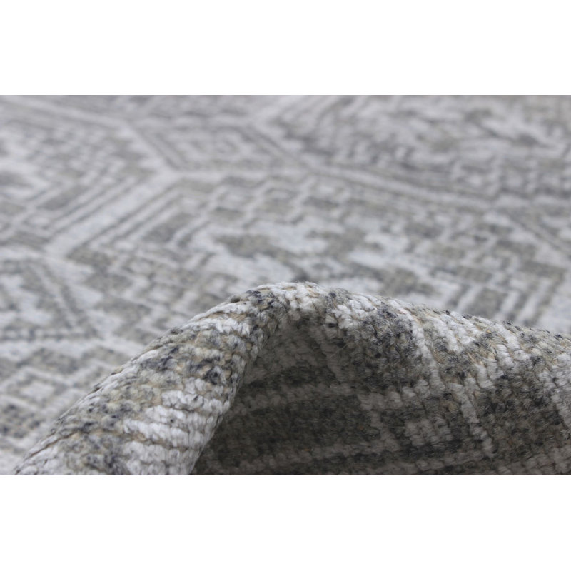 Tapis unique noué à la main gris de 5 pi 2 po x 7 pi 8 po Andam