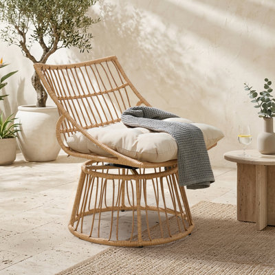 Fauteuil de jardin pivotant en osier Servana - Fauteuil pivotant surdimensionné avec coussin - Chaise longue de patio résistante aux intempéries - Mobilier de patio bohème pour jardin, balcon, véranda, salon (beige)