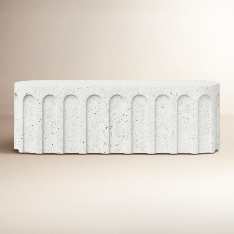 Vicky Bench, Ivory