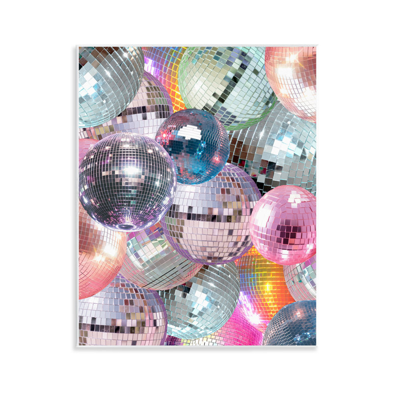  «Pastel Disco Balls Cluster» par Daphne Polselli