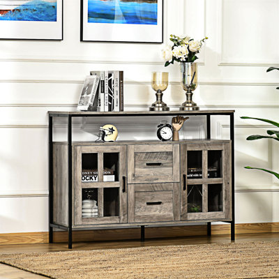 Buffet avec tablettes réglables